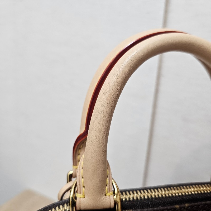 [ 經典款新年福利🧧] LV老花AlmaBB金釦手提斜背貝殼包-27