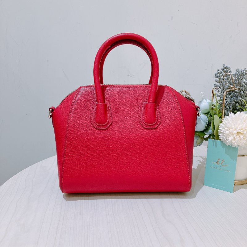 TK1940 紀梵希 斜孭手提包糖果粉紅 Mini Antigona Bag in Sugar Pink Calfskin-3
