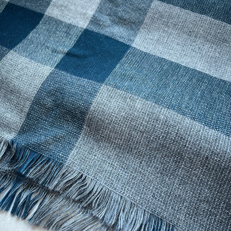 Burberry 蘇格蘭製 灰藍色 美利諾羊毛 圍巾 95新-2