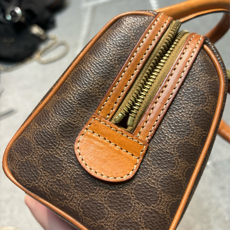 🏷️ Celine 波士頓包含鏈條-14