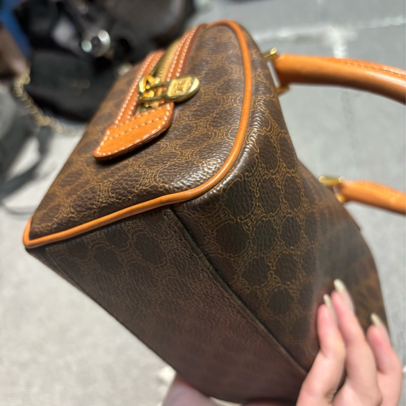 🏷️ Celine 波士頓包含鏈條-18