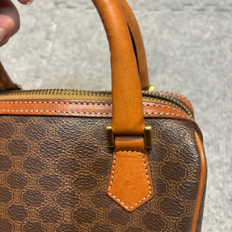 🏷️ Celine 波士頓包含鏈條-25