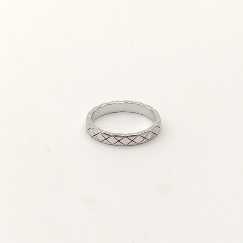 CHANEL CocoCrush窄版18K金菱格戒指18K白金53-2