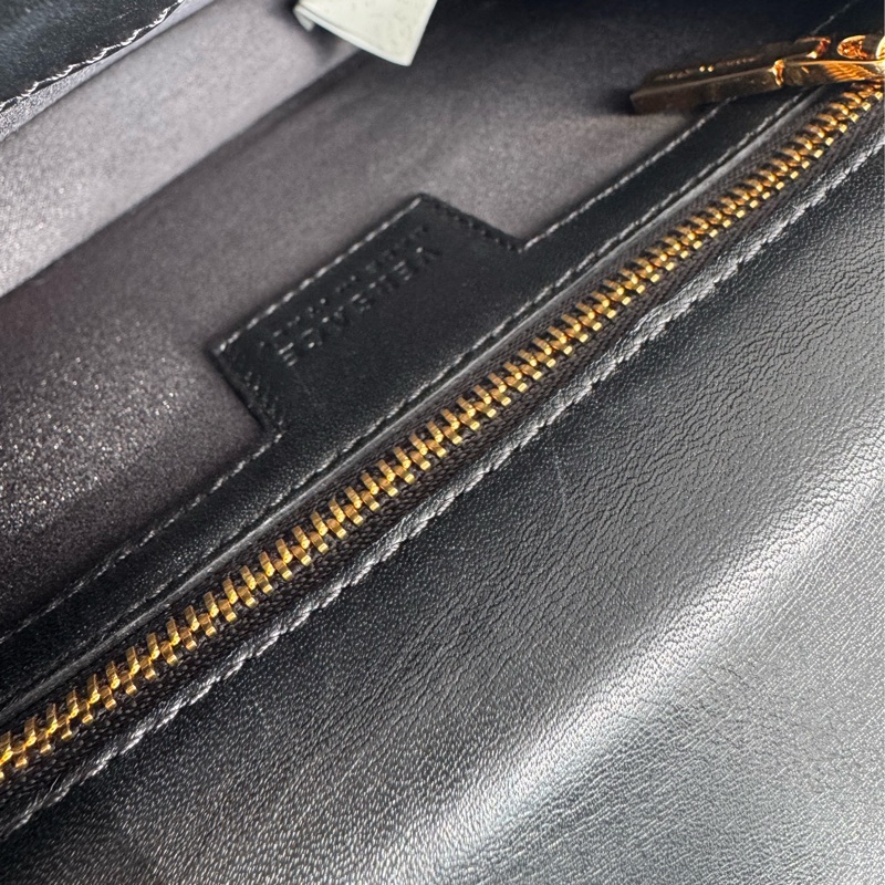 Versace黑皮革/黑白馬毛斜背包  貴氣十足✨✨-20
