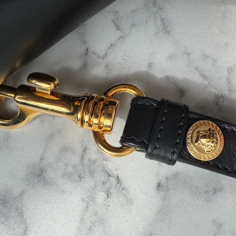 Versace黑皮革/黑白馬毛斜背包  貴氣十足✨✨-27