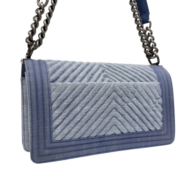 CHANEL Boy 洗水牛仔布 手袋-7