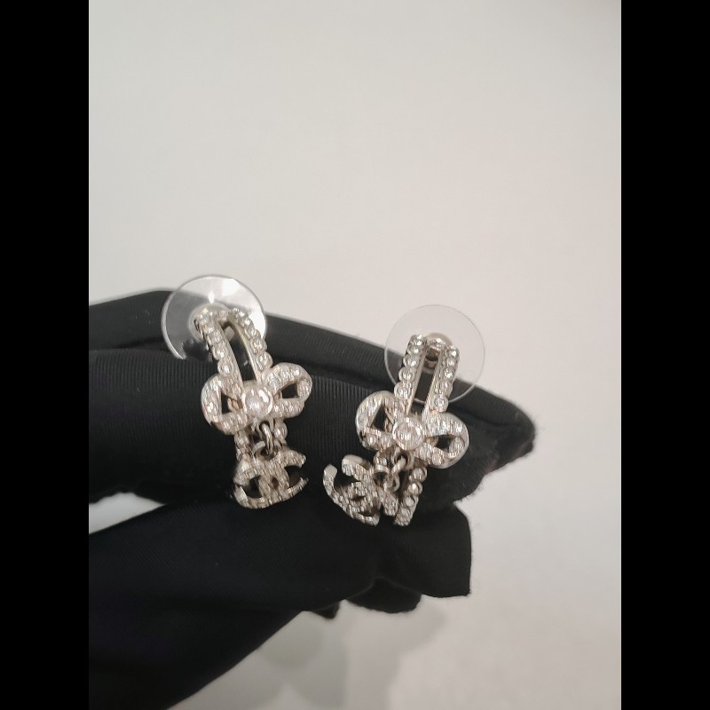 Chanel 23B 滿鑽蝴蝶結雙C耳環-3