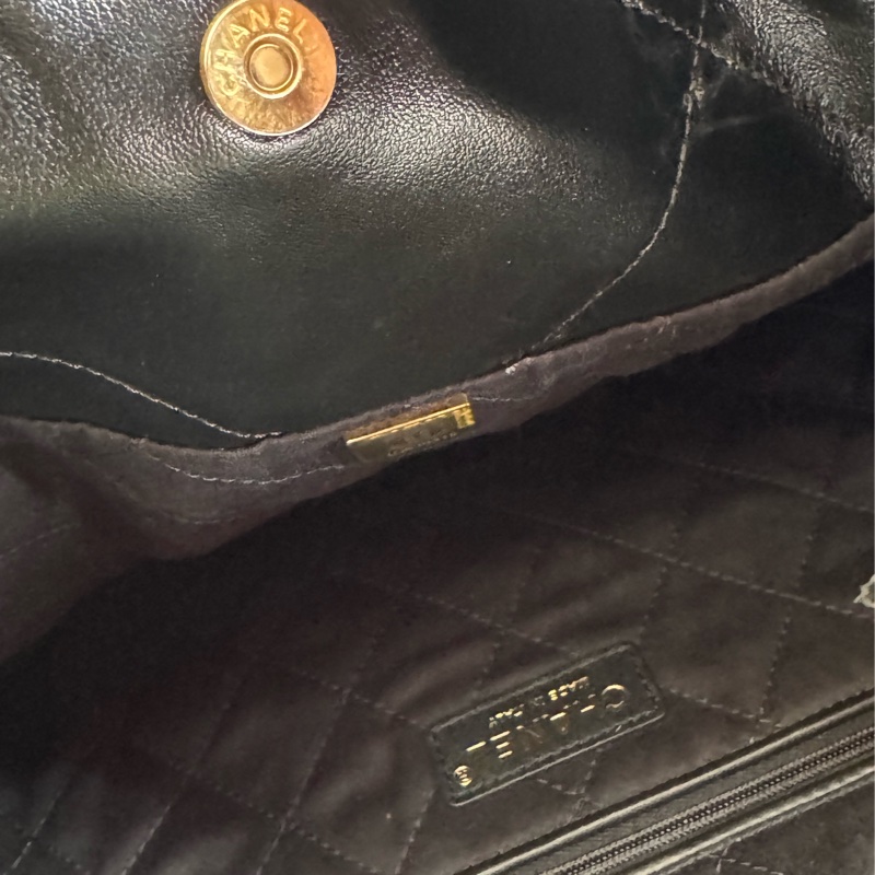 Chanel黑色金字樣22bag小號 最經典最搶手的尺寸-16