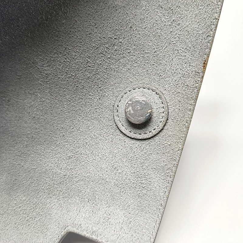 CELINE BELT Micro淺藍色牛皮鯰魚包單肩包斜挎包銀色五金可拆卸肩帶-8