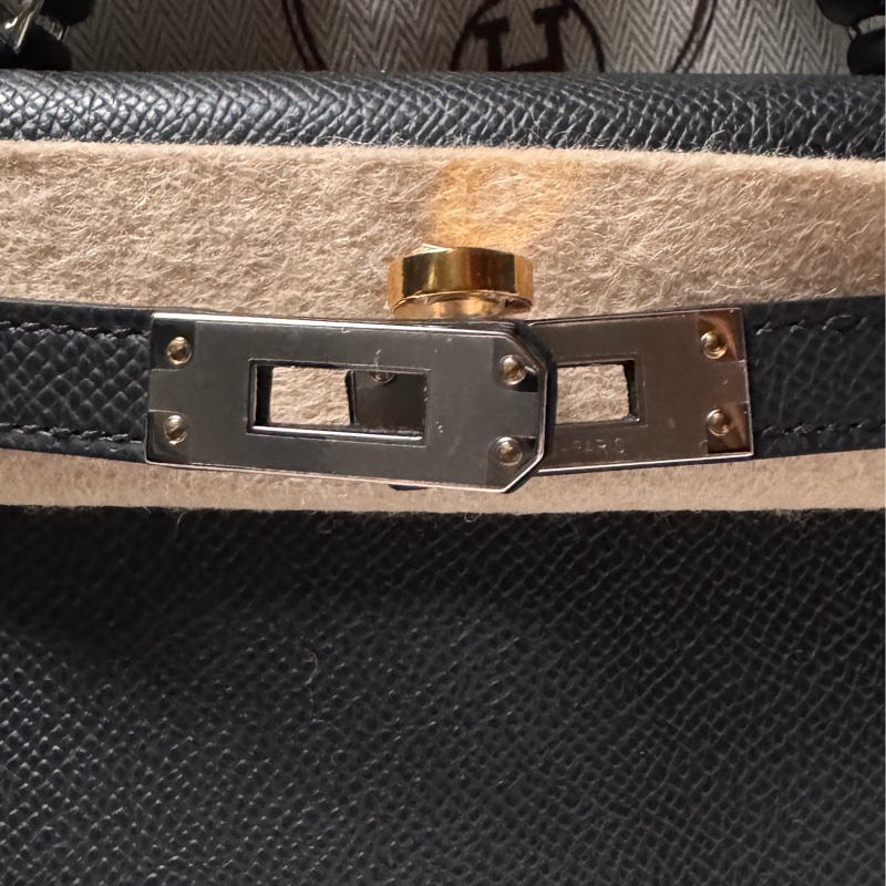 Mini Kelly 2 (Brand New)-24