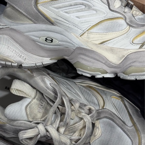 『Balenciaga』 Cargo 超好搭，穿出去絕對吸睛