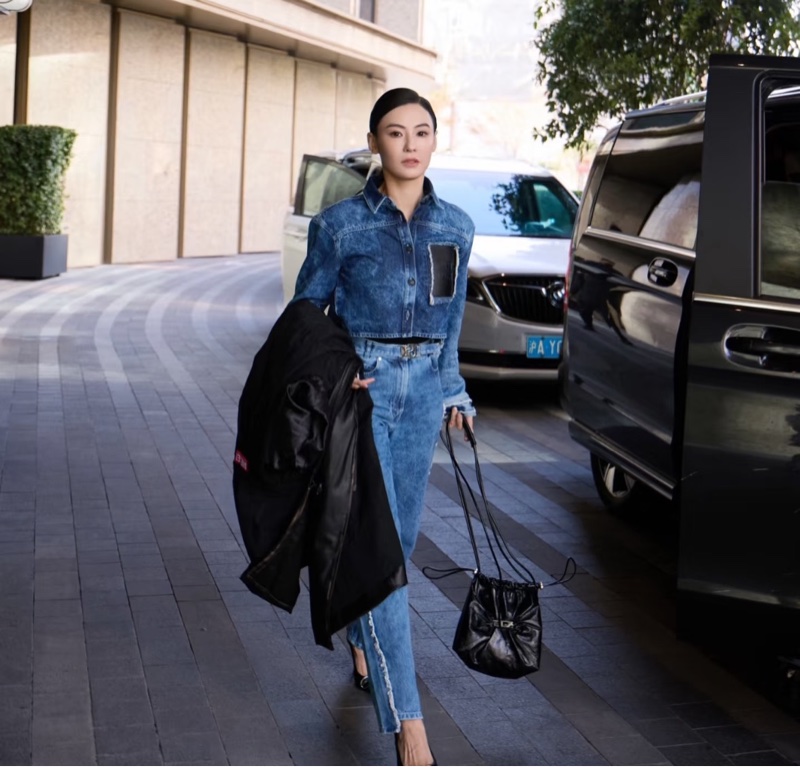 Diesel Scrunch-D 抽繩 單肩包 黑色/灰白色-4