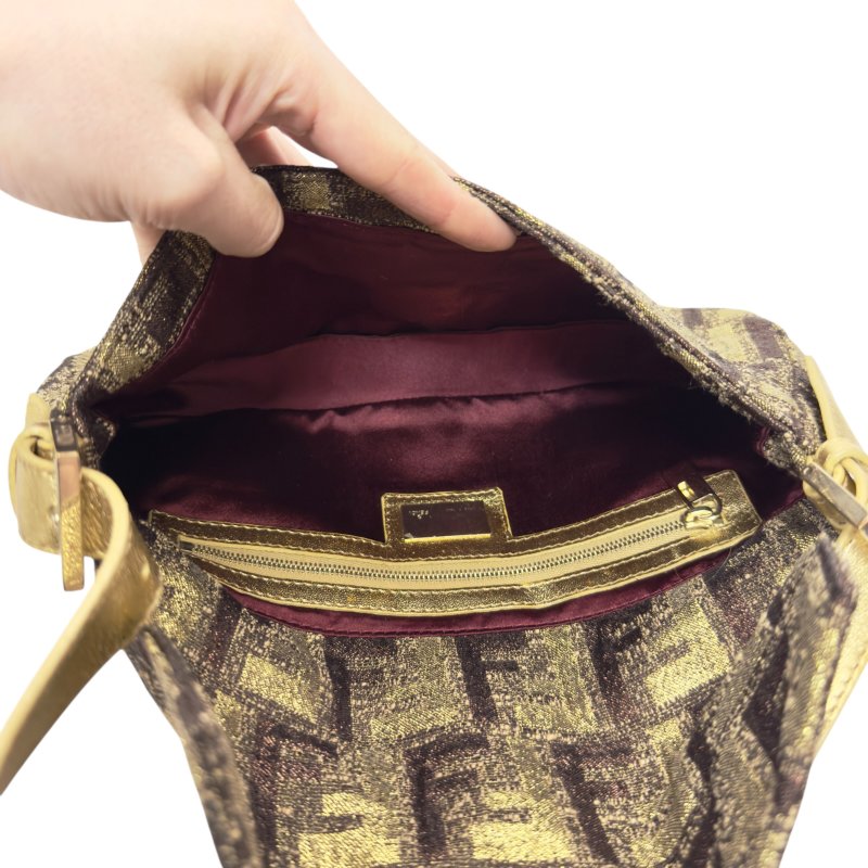 FENDI Baguette 法棍 肩背包-21