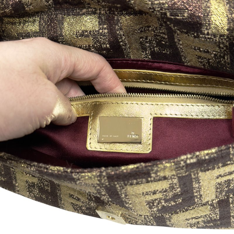 FENDI Baguette 法棍 肩背包-22