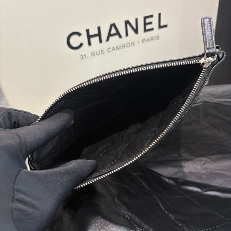 *SHIHNA名牌精品* CHANEL 22 bag 黑銀 芯片款-8