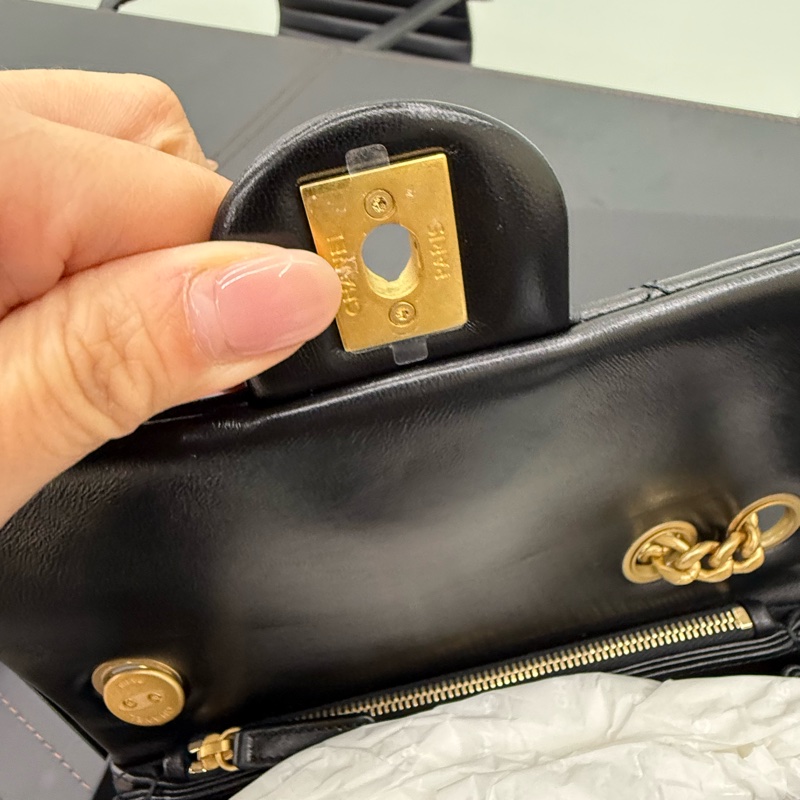 Chanel 羊皮 口蓋包-3