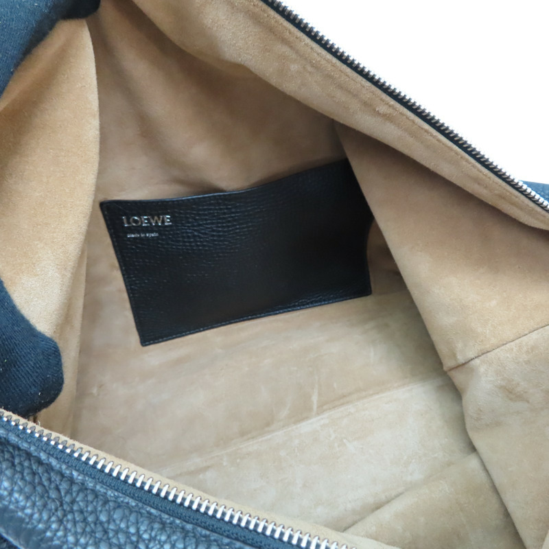 黑色牛皮 Cubi crossbody 肩背包【LOEWE 羅威】 B906K70X22-4