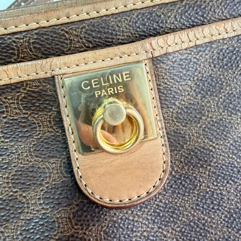 Celine Macadam Clutch 斜背包 棕色 老花 思琳小吊環-4