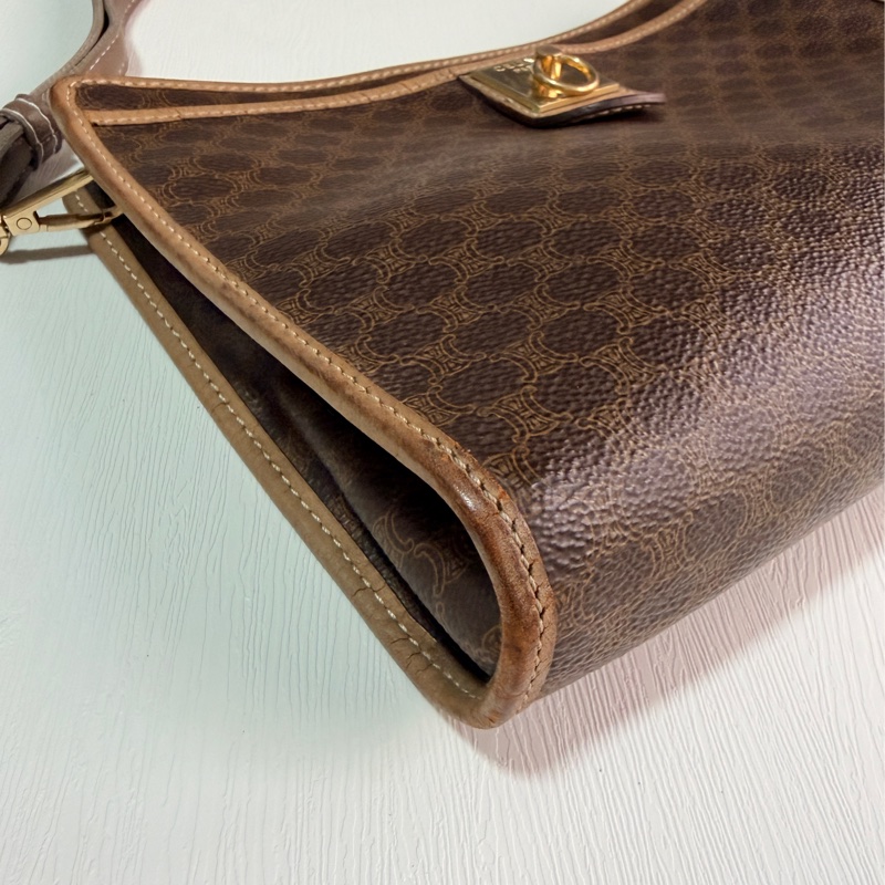 Celine Macadam Clutch 斜背包 棕色 老花 思琳小吊環-7