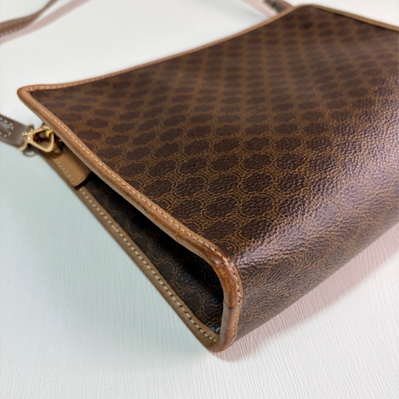 Celine Macadam Clutch 斜背包 棕色 老花 思琳小吊環-10