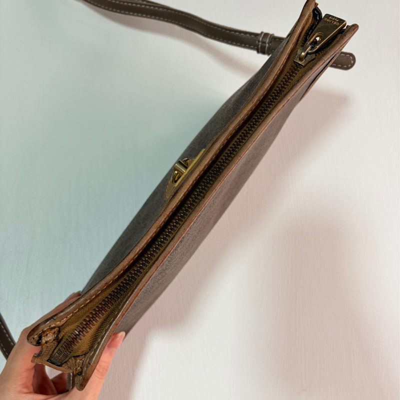 Celine Macadam Clutch 斜背包 棕色 老花 思琳小吊環-11