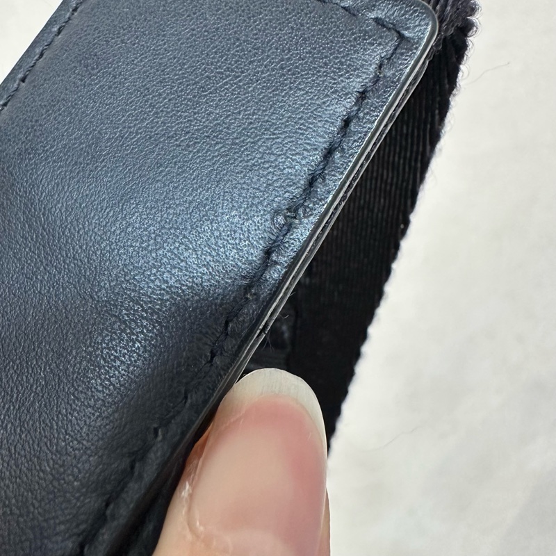 Prada 2VL010深藍色荔枝皮銀釦腰包-25