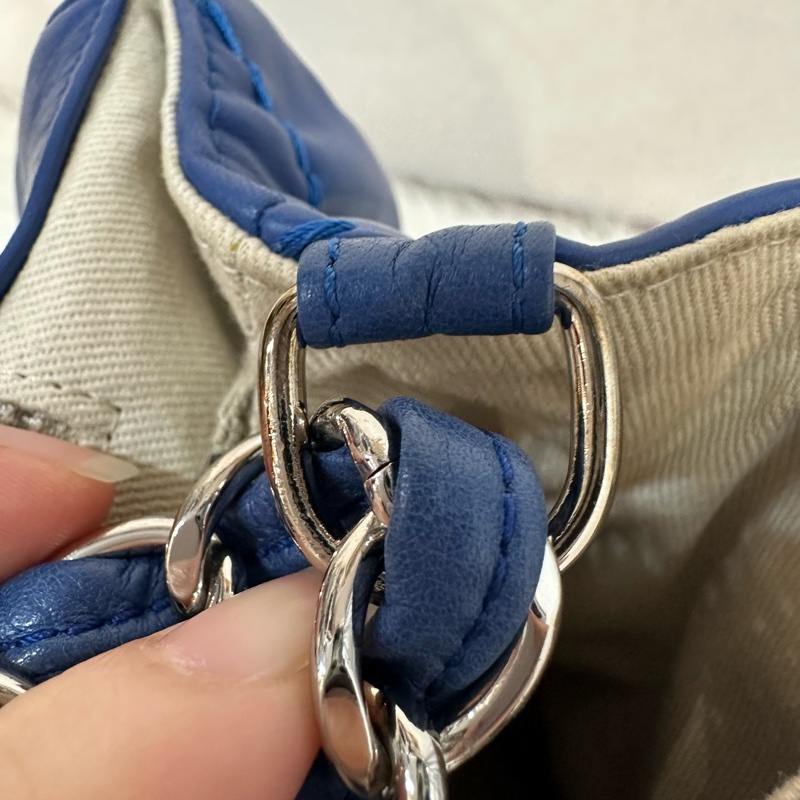 Chanel  閃電藍牛皮銀鏈肩背包COCO 30 SADDLE-43