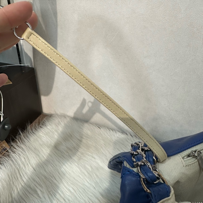 Chanel  閃電藍牛皮銀鏈肩背包COCO 30 SADDLE-46