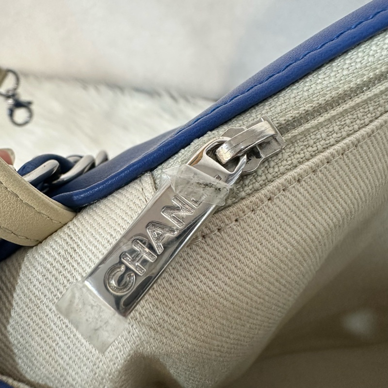 Chanel  閃電藍牛皮銀鏈肩背包COCO 30 SADDLE-48