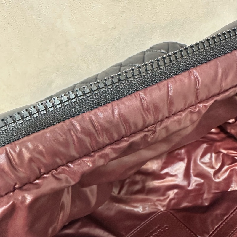 Chanel 黑尼龍銀鏈cocoon 肩背包-44