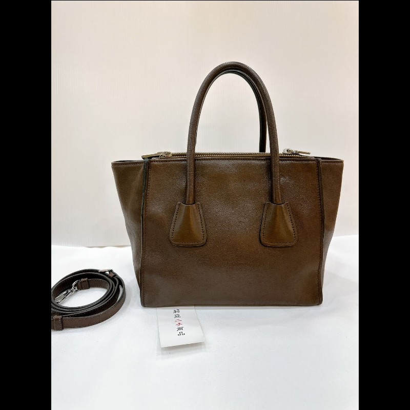 莉亞精品♡PRADA 咖色皮革兩用包 二手美包-3