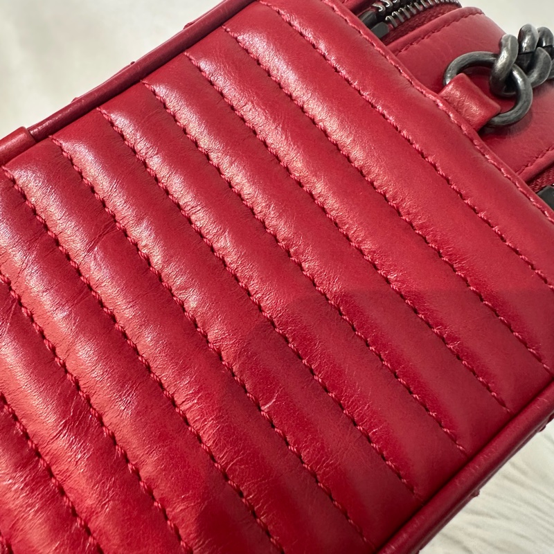 Chanel 櫻桃紅牛皮銀鏈雙層相機包-11
