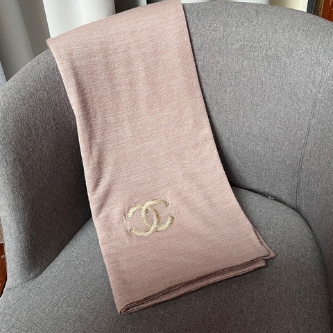 莉亞精品♡ Chanel 水鑽雙C 蜜豆色 圍巾 二手美品