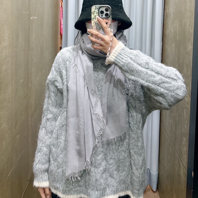 莉亞精品♡ Chanel 大象灰銀珠雙C披肩 二手美品-1