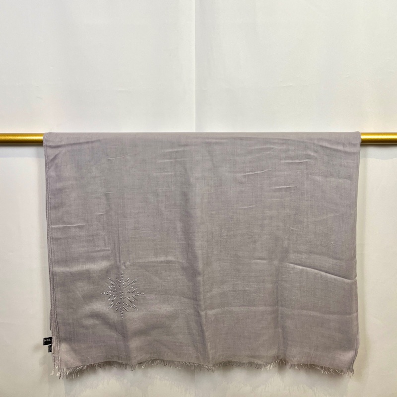 莉亞精品♡ Chanel 大象灰銀珠雙C披肩 二手美品-2