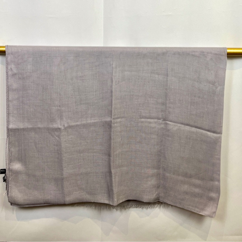 莉亞精品♡ Chanel 大象灰銀珠雙C披肩 二手美品-4