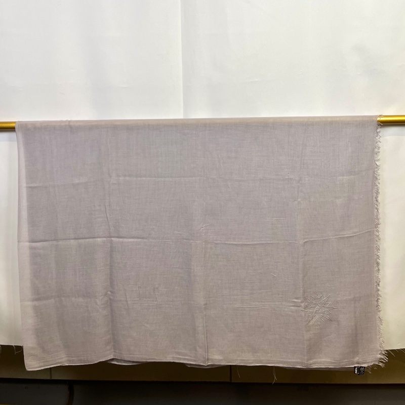 莉亞精品♡ Chanel 大象灰銀珠雙C披肩 二手美品-10