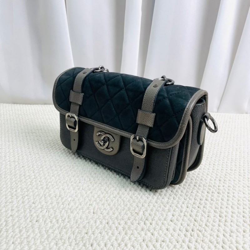 chanel  香奈兒 17開 珍珠魚皮劍橋包 劉雯同款 配做舊銀色鏈條和五金 珍珠魚皮質感超好，搭配銀色鏈條很有質感 可單肩斜挎包-2