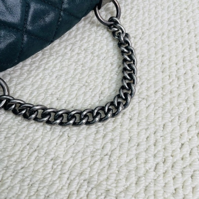 chanel  香奈兒 17開 珍珠魚皮劍橋包 劉雯同款 配做舊銀色鏈條和五金 珍珠魚皮質感超好，搭配銀色鏈條很有質感 可單肩斜挎包-14