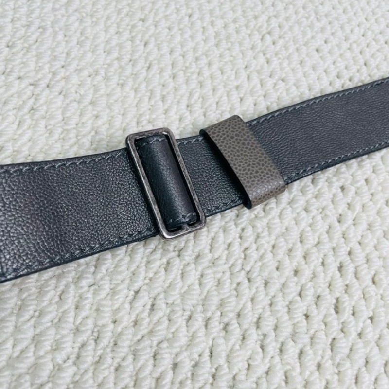 chanel  香奈兒 17開 珍珠魚皮劍橋包 劉雯同款 配做舊銀色鏈條和五金 珍珠魚皮質感超好，搭配銀色鏈條很有質感 可單肩斜挎包-23