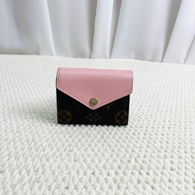 LV  路易威登 老花拼皮Zoe迷你短款三折錢包 小巧精緻，方便攜帶-5