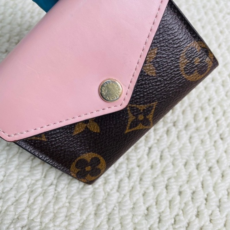 LV  路易威登 老花拼皮Zoe迷你短款三折錢包 小巧精緻，方便攜帶-13