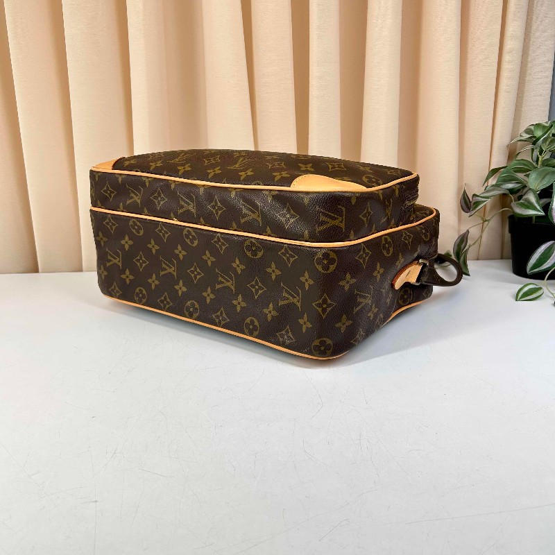 LV 路易威登老花大號橫版雙層相機包 中性款，男女都可駕馭，可單肩可斜挎，簡約百搭，不挑身材，酷帥街頭範兒~雙層實用大口袋設計，自重輕，容量大，通勤出遊都不在話下-8