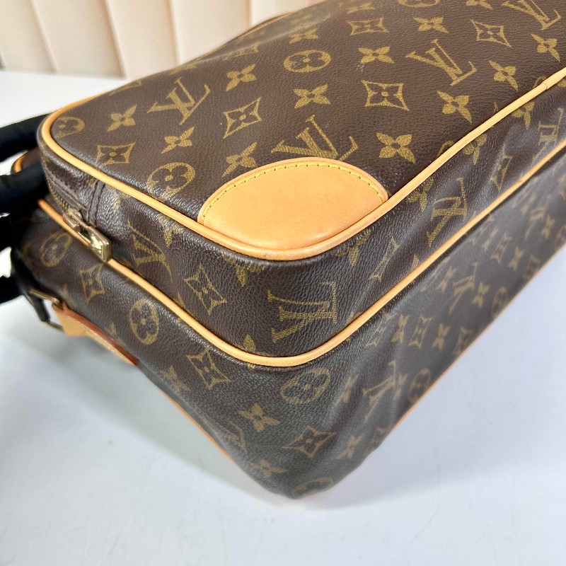 LV 路易威登老花大號橫版雙層相機包 中性款，男女都可駕馭，可單肩可斜挎，簡約百搭，不挑身材，酷帥街頭範兒~雙層實用大口袋設計，自重輕，容量大，通勤出遊都不在話下-10