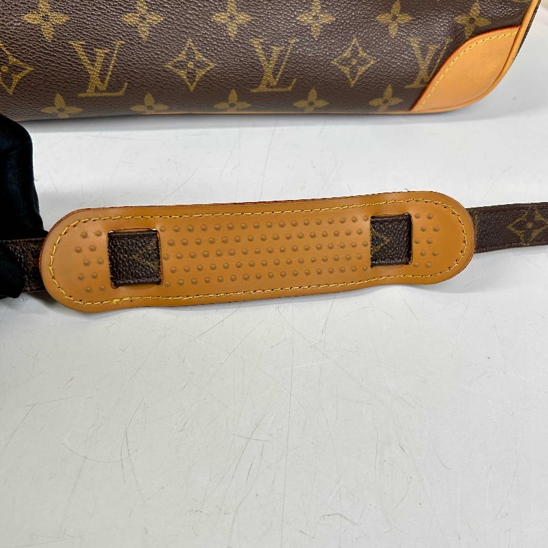 LV 路易威登老花大號橫版雙層相機包 中性款，男女都可駕馭，可單肩可斜挎，簡約百搭，不挑身材，酷帥街頭範兒~雙層實用大口袋設計，自重輕，容量大，通勤出遊都不在話下-19