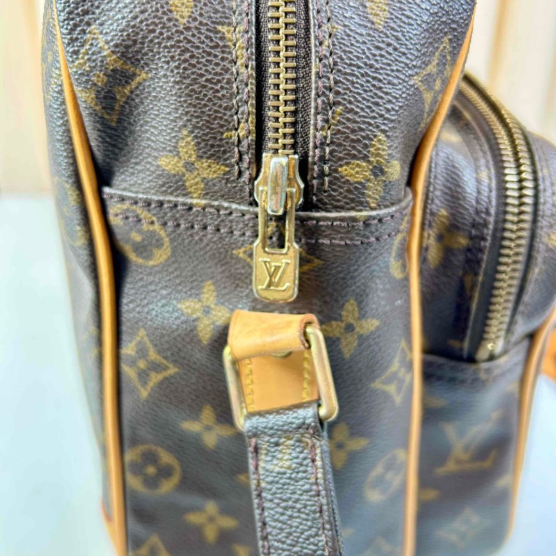 LV 路易威登老花大號橫版雙層相機包 中性款，男女都可駕馭，可單肩可斜挎，簡約百搭，不挑身材，酷帥街頭範兒~雙層實用大口袋設計，自重輕，容量大，通勤出遊都不在話下-21