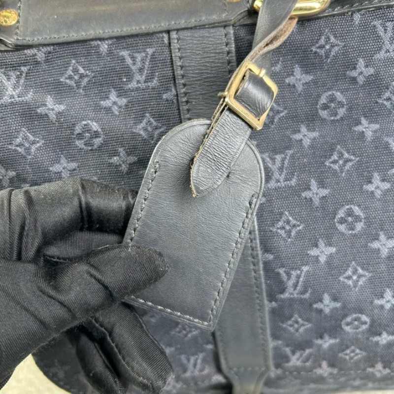 LV路易威登藍色丹寧郵差包 輕盈能裝 有肩帶可手提可斜挎可手提 多功能實用 側面卡扣設計 放東西很方便 丹寧材質 容量超大 日常通勤很合適-15