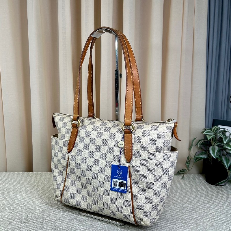 LV路易威登白棋盤格Totally托特包 經典棋盤格 手提單肩兩用 容量大 日常通勤出門都很合適-3