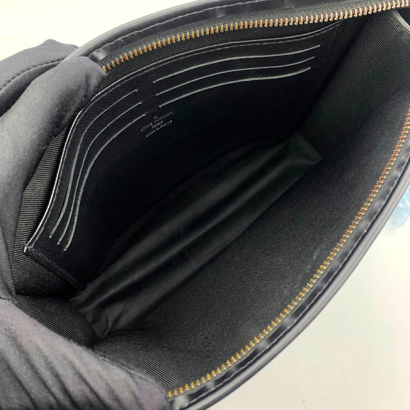 Louis Vuitton Pochette Voyage MM系列，路易威登，黑金剛老花手拿包，現貨，真品，正品，免運-12
