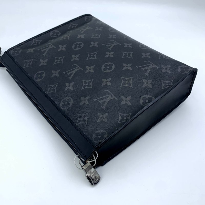 Louis Vuitton Pochette Voyage MM系列，路易威登，黑金剛老花手拿包，現貨，真品，正品，免運-21